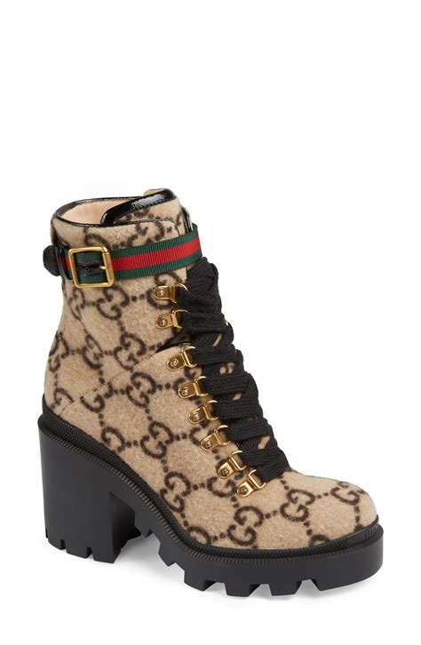 gucci trip logo boot